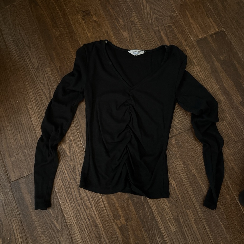 Double Zero Black Long Sleeve Top